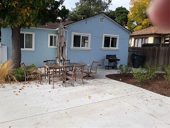 2nd image of 1900 Newport Ave