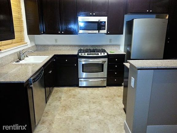 Condo Kitchen Picture 9.20.15