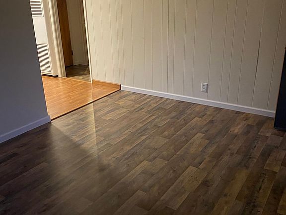 2nd image of 260 Pettis Ave APT 2