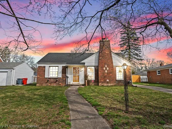 18414 Westhampton Ave, Southfield, MI 48075