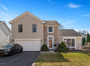 358 Callery Dr, Bolingbrook, IL 60490