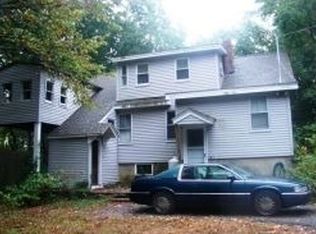 2195 1/2 Hartford Ave, Johnston, RI 02919