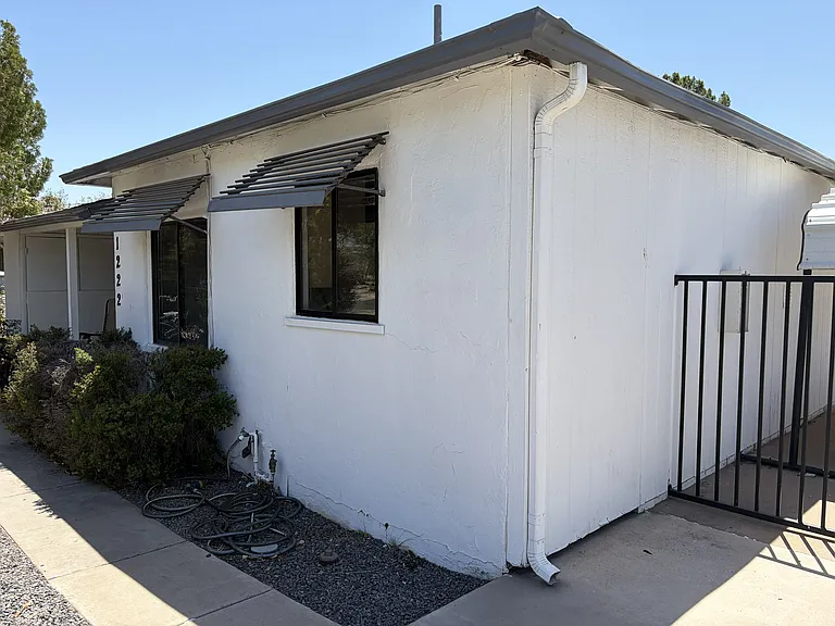 1218-1222 S Farmer Ave #B101 — Photo 7