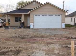 3746 Grant Loop W, Richland, WA