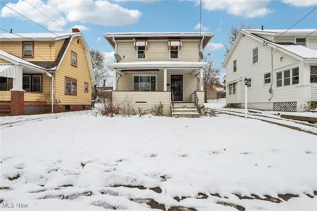 1281 Neptune Ave photo 1