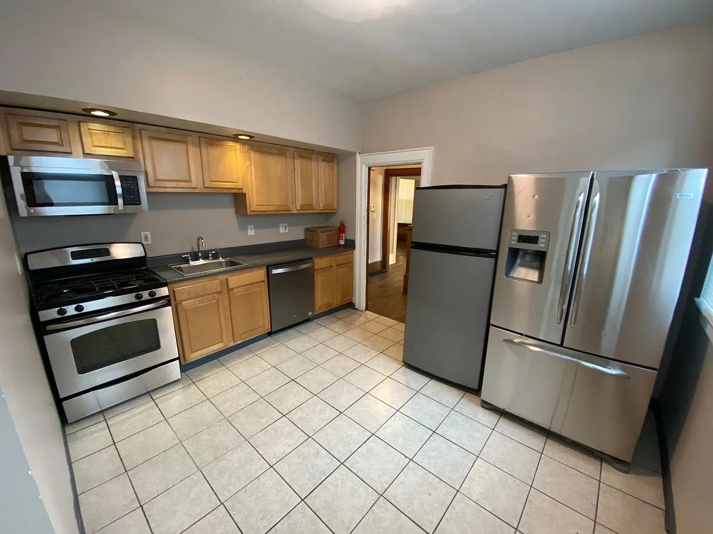 E 12th Ave 165 RRR — Photo 3