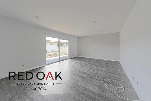 10741 Moorpark St #27 Photo 1