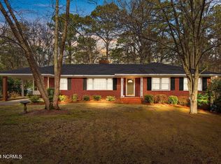 1906 Speight Forest Dr, Tarboro, NC 27886