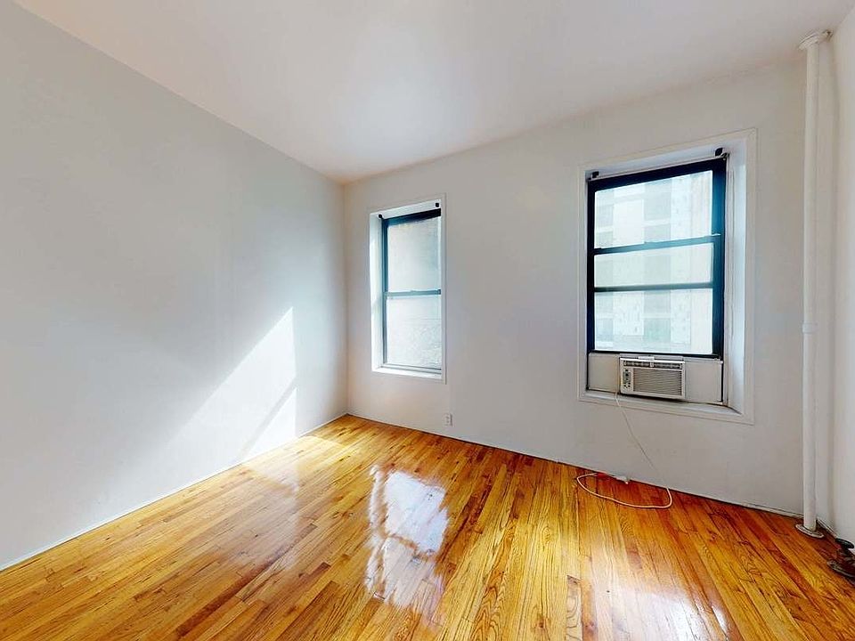 1st image of 139 W 28th St #4W1