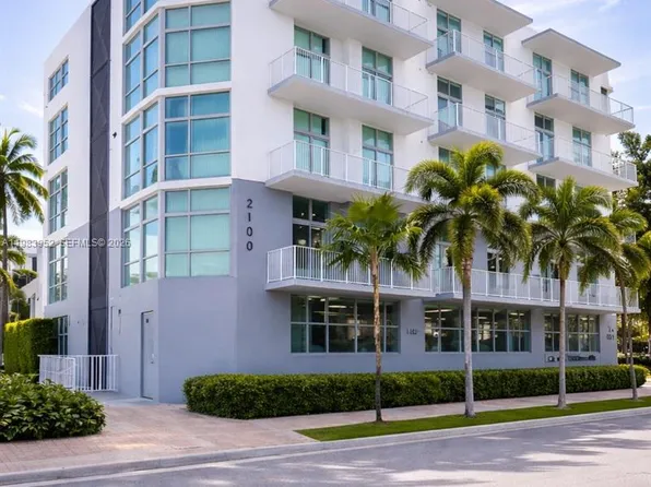 2100 Van Buren St APT 214, Hollywood, FL 33020