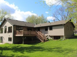 982 86th Ave NW, Coon Rapids, MN 55433