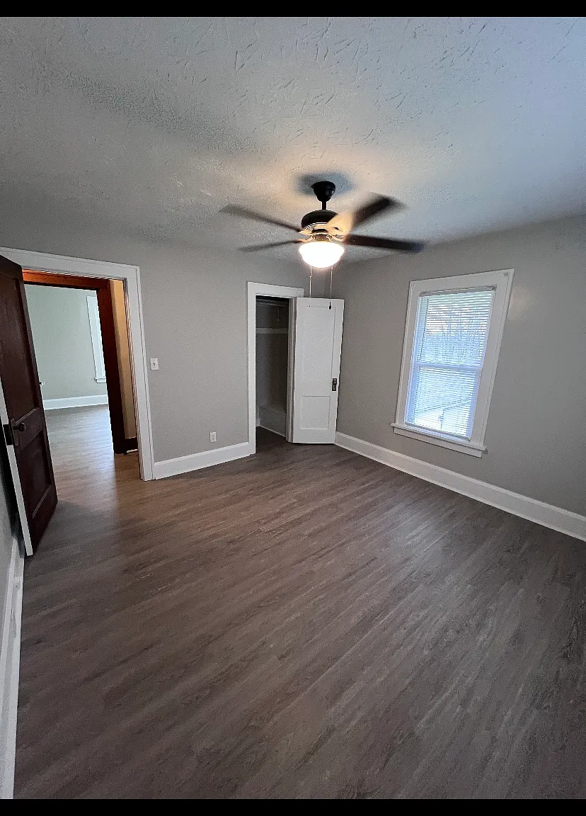 3 bed, 1208 sqft, $1,600 — Photo 3