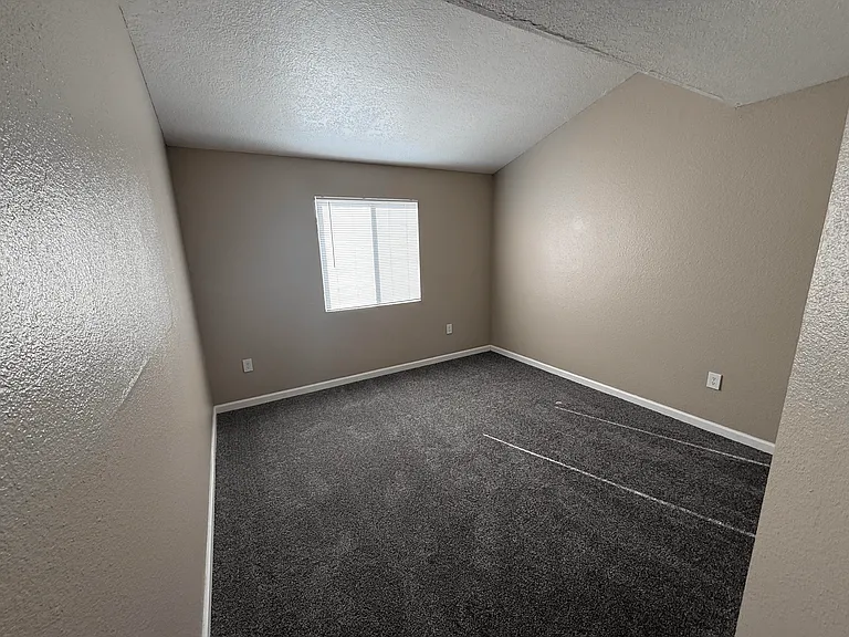 Vista Del Sol Apartments — Photo 47