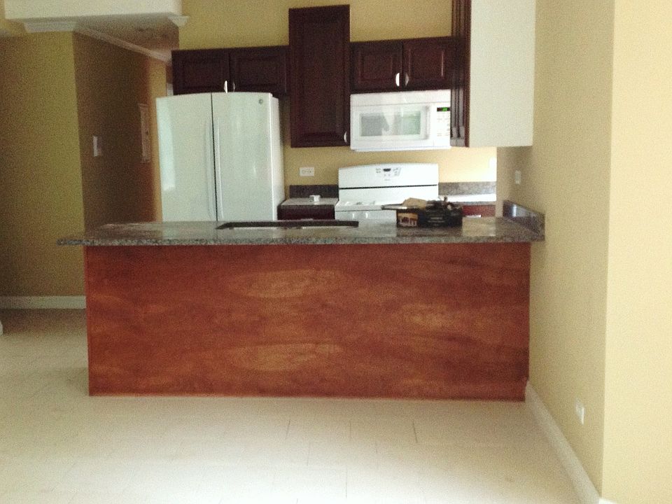 1st image of 2724 W Lunt Ave APT 4