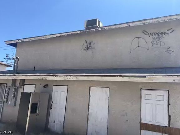 2nd image of 3315 Covey Ln