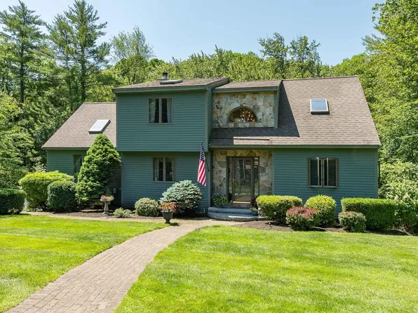 7 Grand View Terrace, Kingston, NH 03848