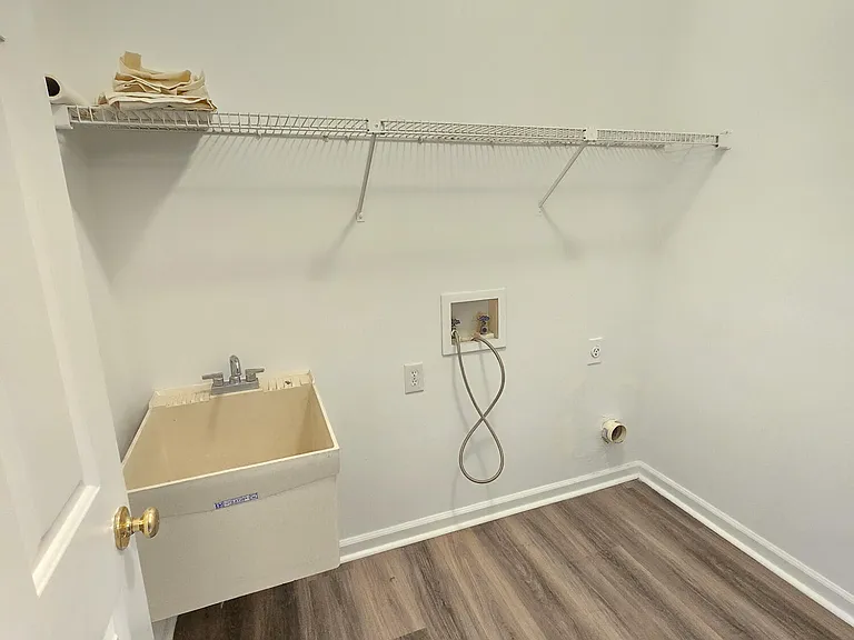 2205 Dungiven Ct — Photo 23
