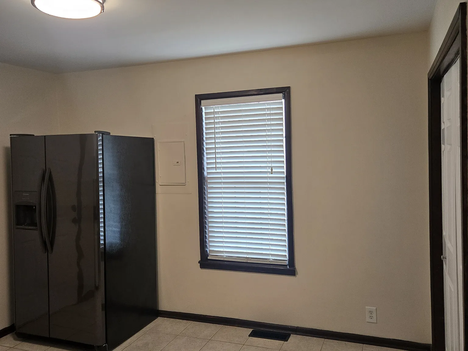 2 bed, 870 sqft, $2,000 — Photo 4