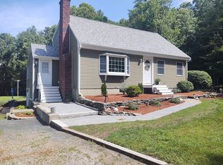40 Highland Rd, Lakeville, MA 02347