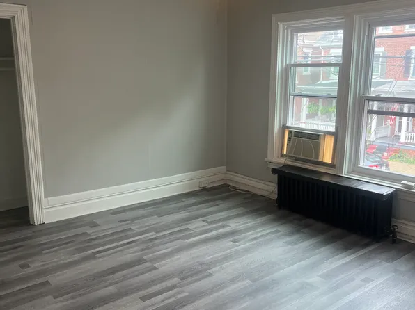 236 W Pomfret St #2, Carlisle, PA 17013