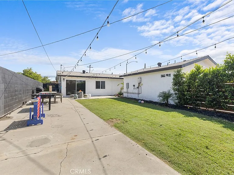 10290 Monte Vista Ave — Photo 4
