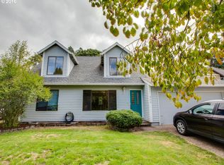 256 SW Meadow Dr, Beaverton, OR 97006