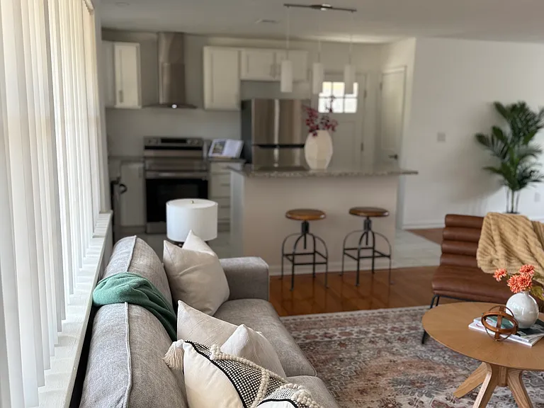 2440 Edgewater Dr SW — Photo 19