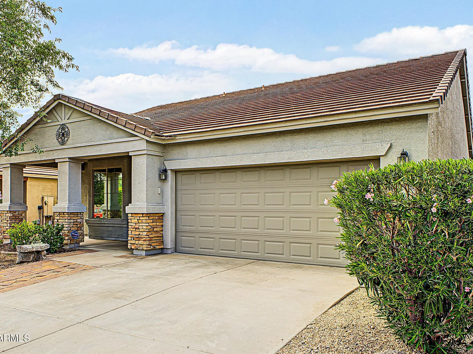 3 bed, 2.0 bath, 1657 sqft, $3,500 — Photo 4
