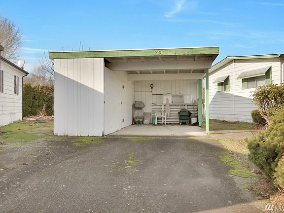 5th image of 3010 35th Avenue Ct E #23