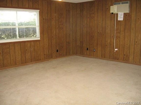 2nd image of 5900 Tillery Dr #17