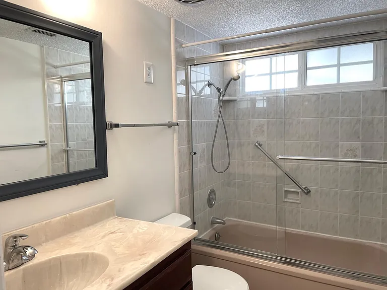 3001 Coleridge Dr — Photo 13
