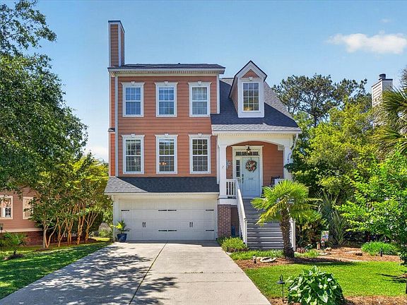 3rd image of 1428 Bloomingdale Ln