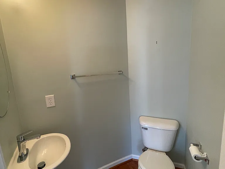 5 Robin Ln — Photo 11