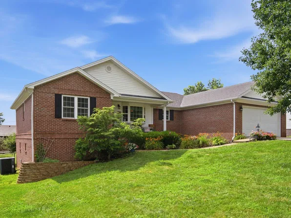 412 Pope Ave, Harrodsburg, KY 40330