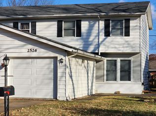 2526 S Skyway Rd, Peoria, IL 61607