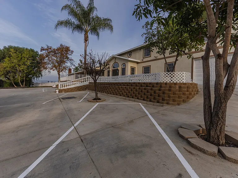 15877 Regalado St — Photo 74