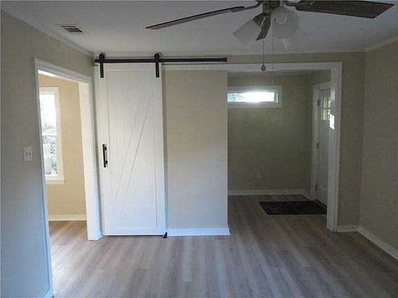 5th image of 2305 Emogene St