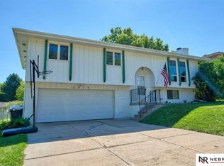 2615 N 125th Cir, Omaha, NE 68164