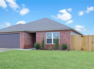 885 Nw Evans Circle, Bentonville, AR 72712