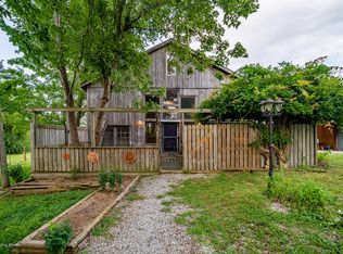 2438 Hobbs Ln, Coxs Creek, KY 40013