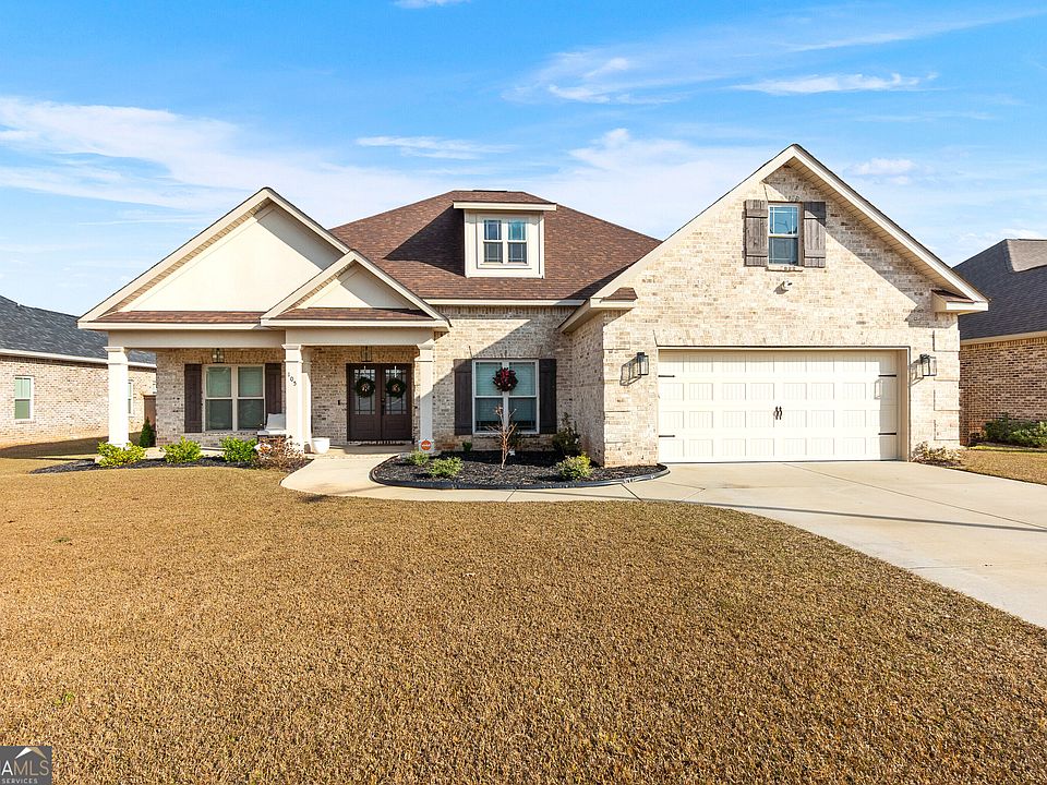 1st image of 105 Woodwinds Ct
