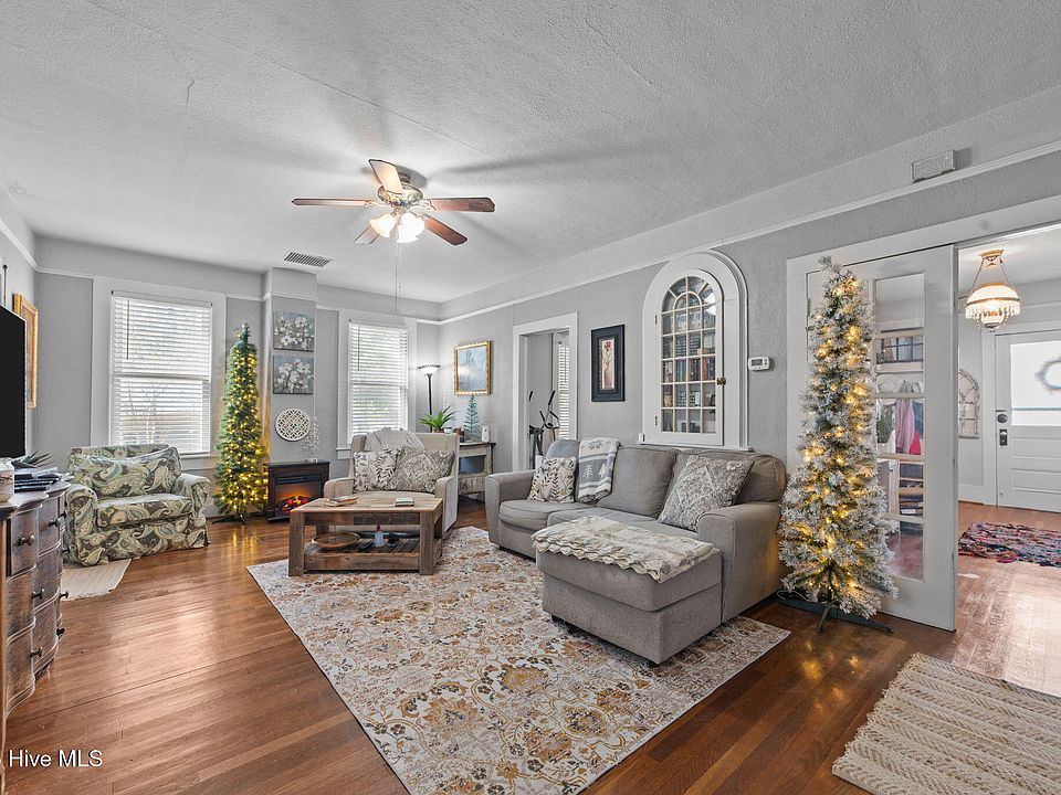 22nd image of this home