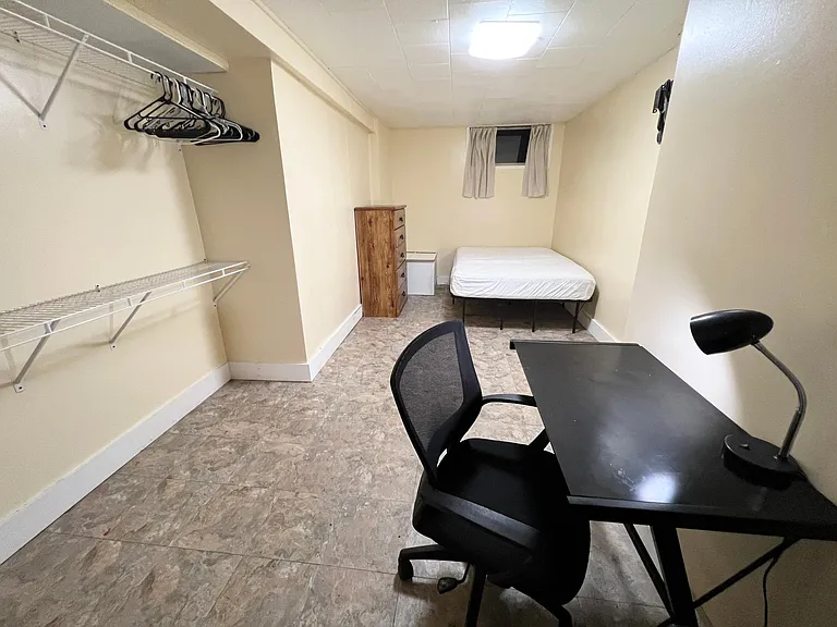 205 Washington Ave #1 — Photo 16