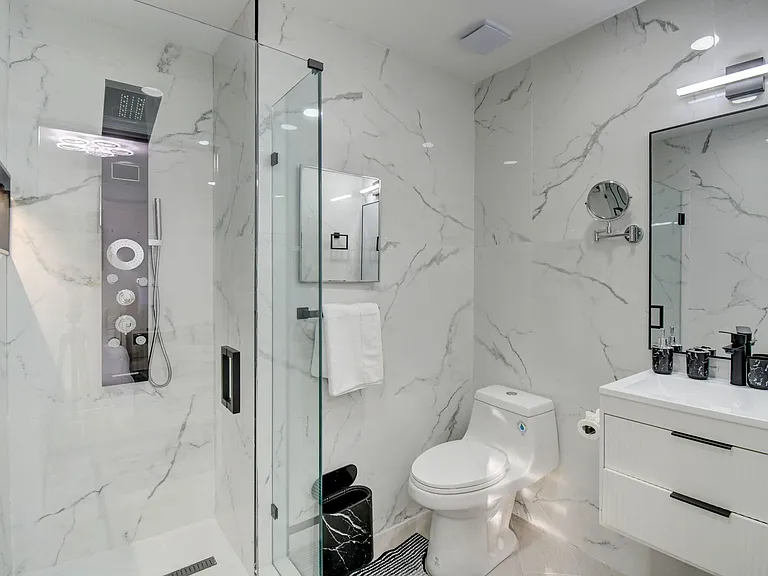 13302 Doubletree Cir — Photo 45