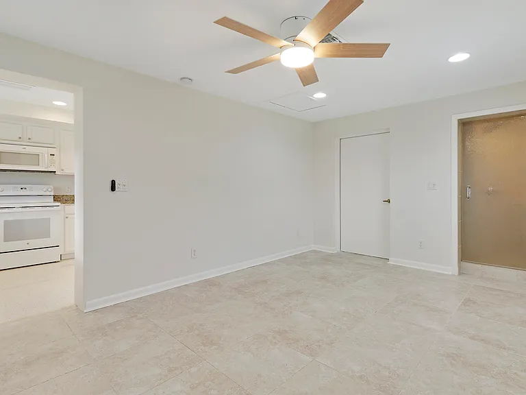 1600 Venus Ave — Photo 22