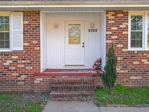 5th image of 3908 Pfost Ave