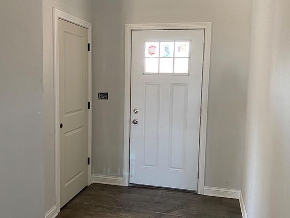 2nd image of 1025 Melbourne Way