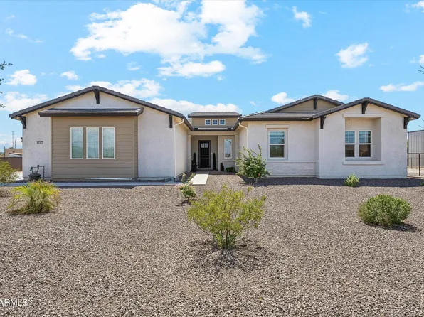 1647 E LOBO Street, San Tan Valley, AZ 85140