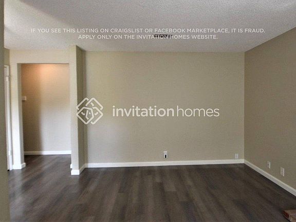 3rd image of 191 Radcliffe Dr