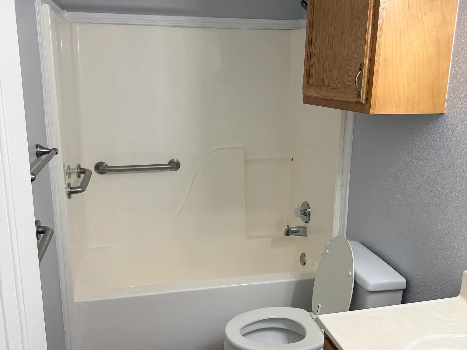 3 bed, 1024 sqft, $1,250 — Photo 3